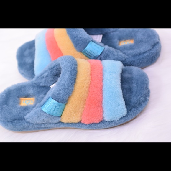 UGG
FLUFF YOU STRIPES - Picture 8 of 8